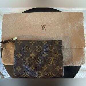 Louis Vuitton Vintage Toiletry 15 -1984 EUC Crossbody Conversion Authentic w COA
